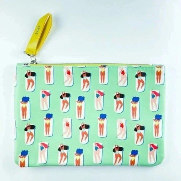 Ipsy - June 2020 - Sunbathing Print Bag - Picture 1 of 1